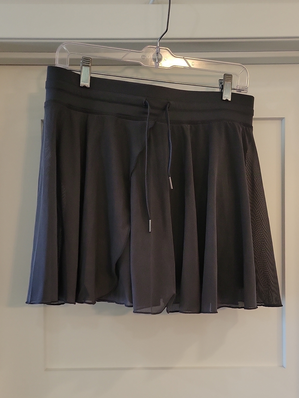 Halara Skort L NWT